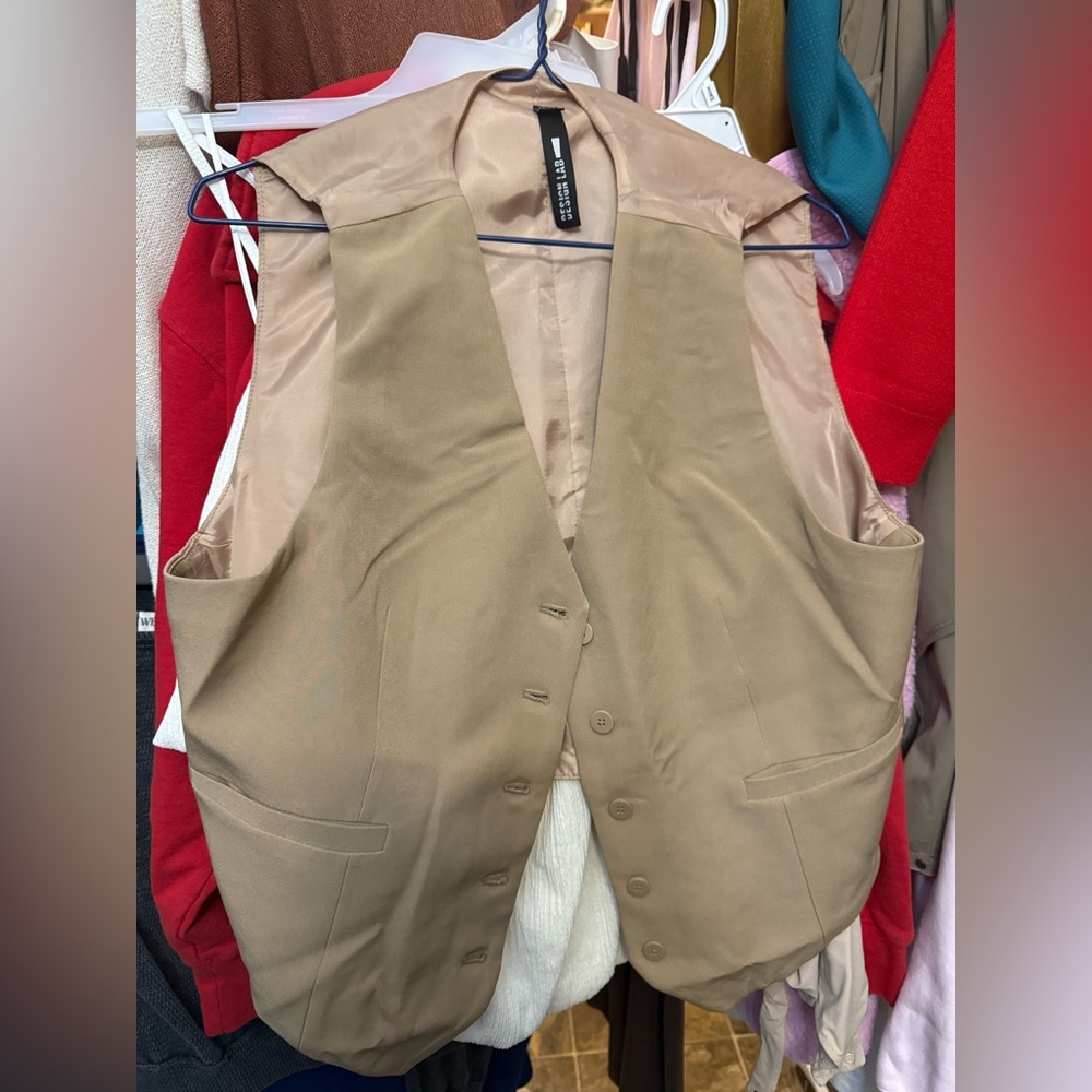 Tan Vest NWOT